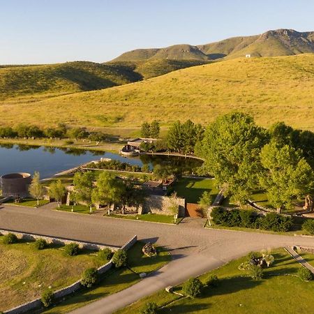 Cibolo Creek Ranch & Resort Марфа Екстериор снимка