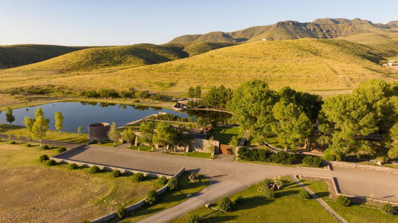 Cibolo Creek Ranch & Resort Марфа Екстериор снимка